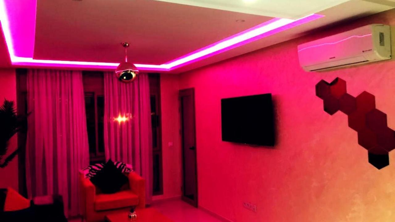Bleu Host Asilah Apartment Bagian luar foto