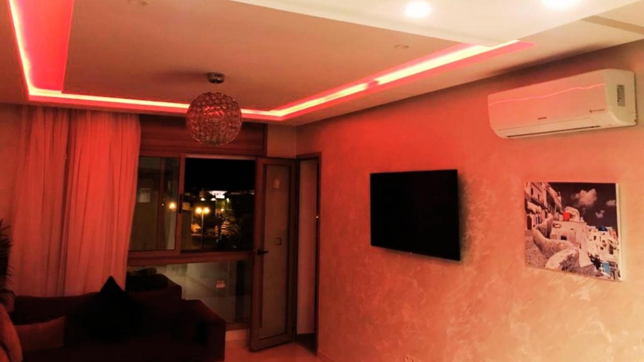 Bleu Host Asilah Apartment Bagian luar foto