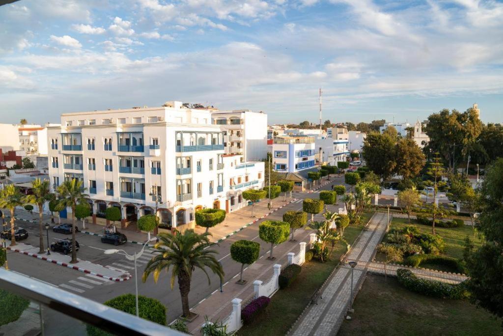 Bleu Host Asilah Apartment Bagian luar foto