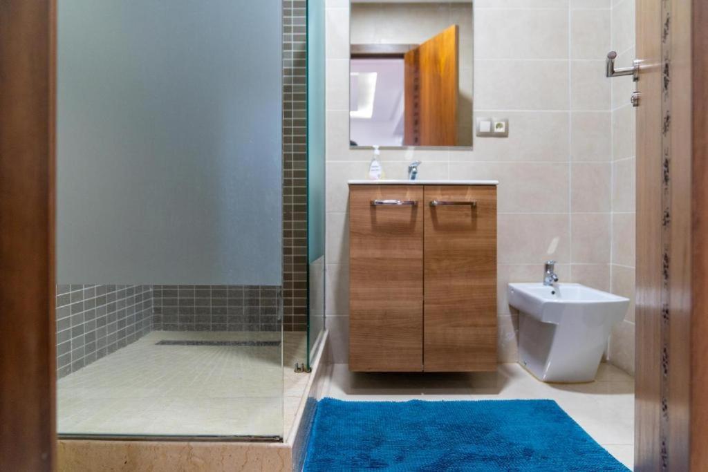Bleu Host Asilah Apartment Bagian luar foto
